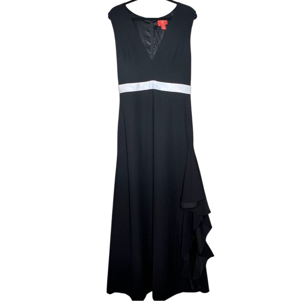 ML Monique Lhuillier Stretch Crepe Gown 14 Black White Plunge VNeck Ruffle Slit